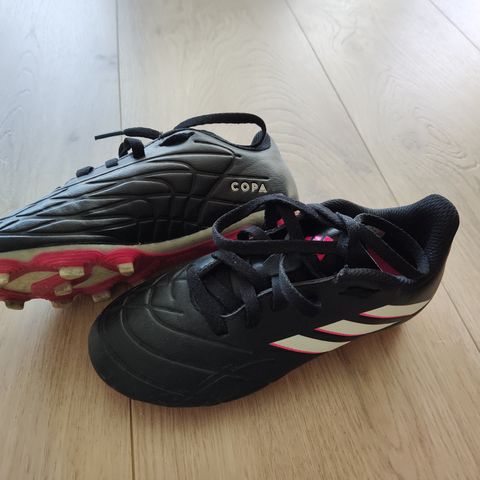 Nike Copa fotballsko str. 30