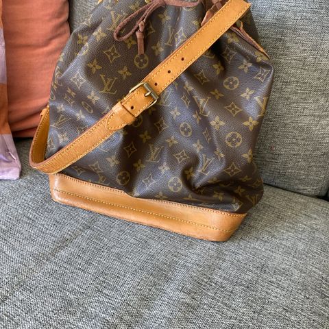 Louis Vuitton Noé GM vintage veske