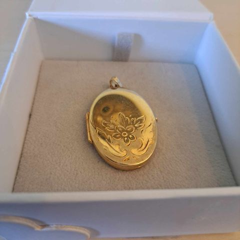 14k gull medaljon