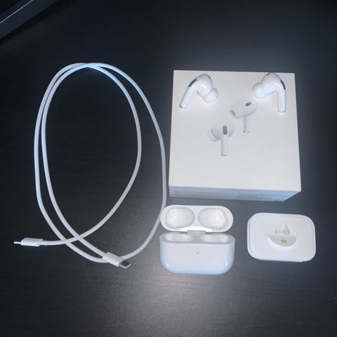 Apple AirPods Pro 2nd gen med magsafe-etui USB-C