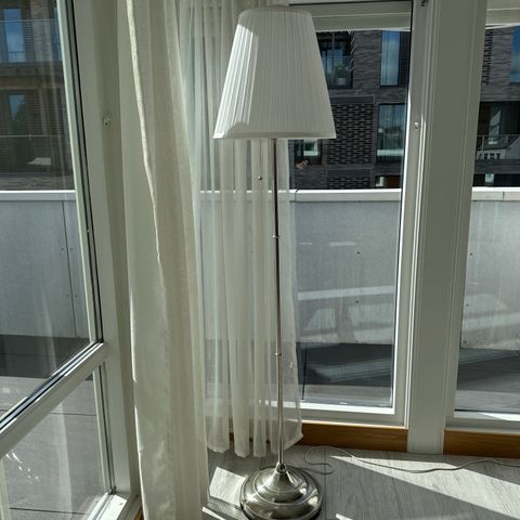 2 stk Stå lampe