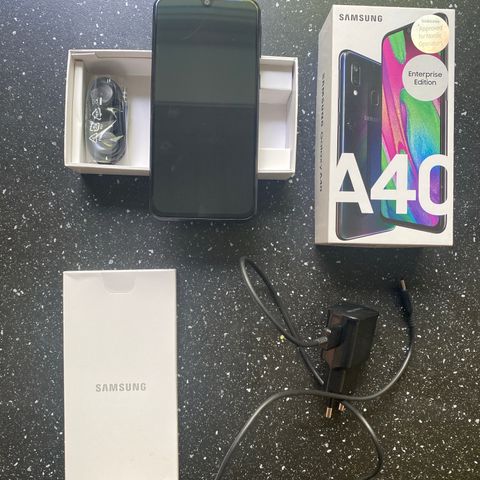 Samsung Galaxy A40