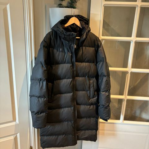 Pent brukt Rains jacket