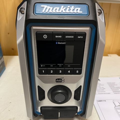 MAKITA DMR 115 Job site Radio IP 65 Bluetooth Dab+