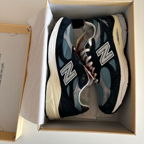 New Balance 990v3 MiUSA Teddy Santis Navy Castlerock US 9.5 EU 43