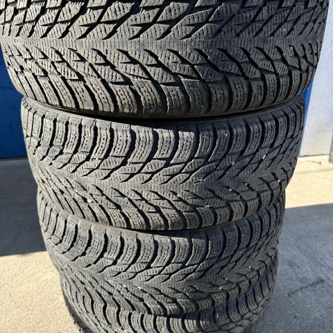 215/60 R16