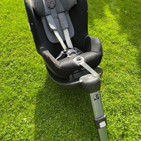 Cybex Sirona bilstol med base