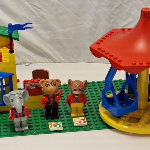 Lego 3668 Fabuland Merry-Go-Round