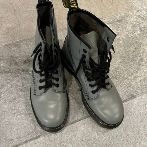 Dr Martens str 40