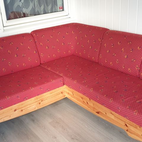 Hjørnesofa/sovesofa selges