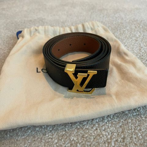 Louis Vuitton reversible belte 30MM