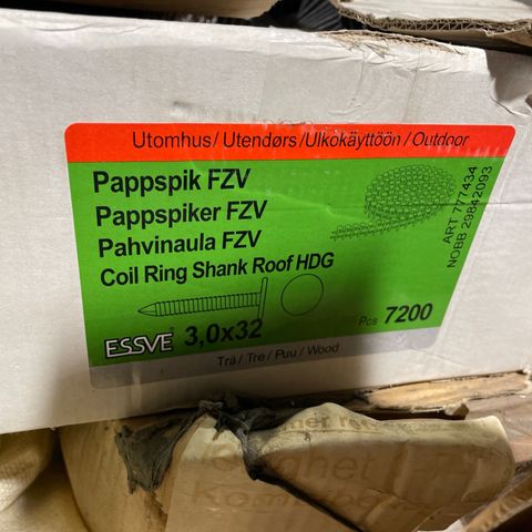 Pappspiker på bånd 3,0X32 /7200stk.  335kr.