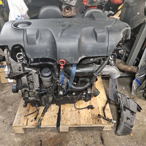 Volvo D5 motor