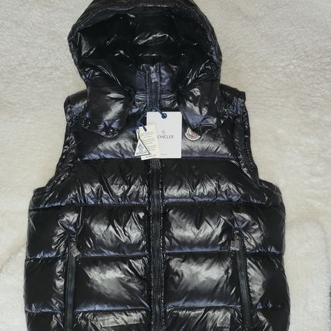 Moncler vest