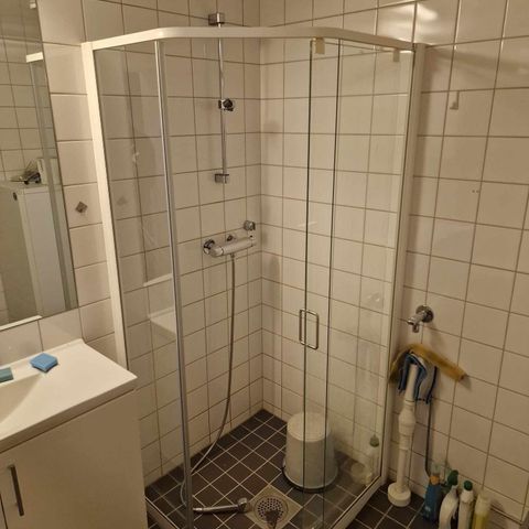 Dusj 80x90 uten blandebatteri