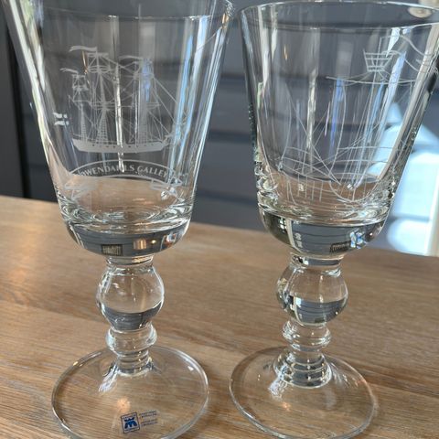 2 skuteglass fra Magnor