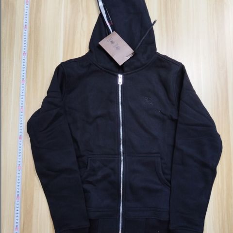 Burberry zip