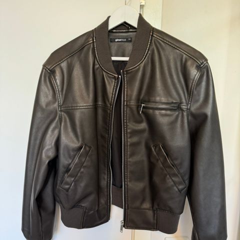 Skinn bomber