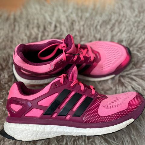 Adidas treningssko 40,5 str