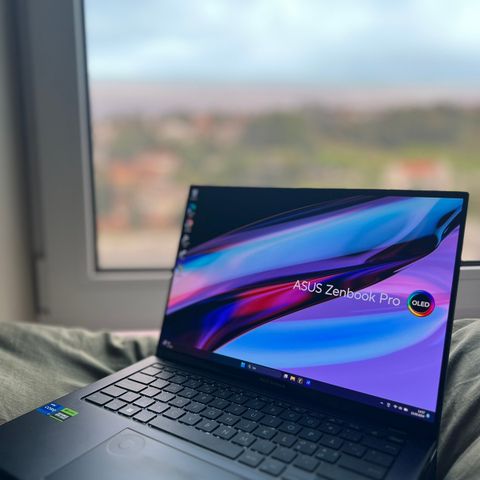 Zenbook pro 14 120Hz OLED touch -Creator laptop med heftig specs - Nesten ubrukt