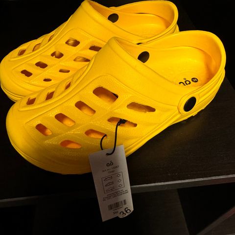 Crocs