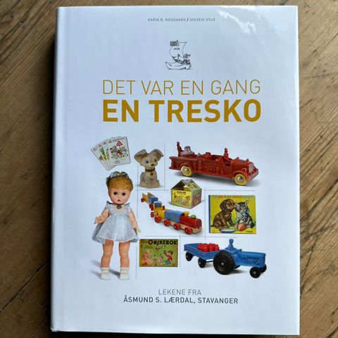 «Det var en gang en tresko» / Åsmund S. Lærdal