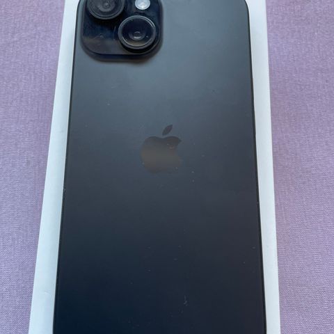 iPhone 15 128 GB