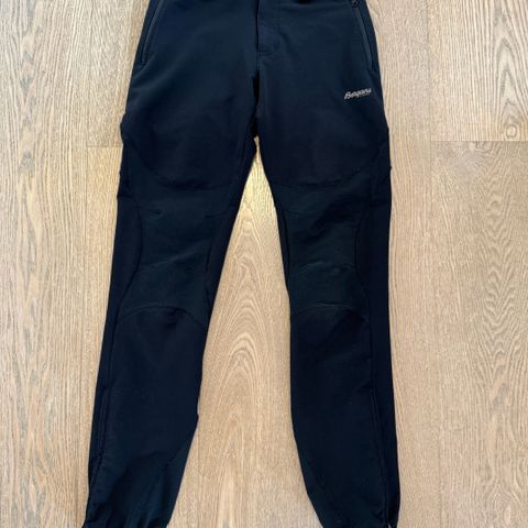 God og praktisk Bergans Kjerag Youth pant - bukse - turbukse str 152 cm, unisex.