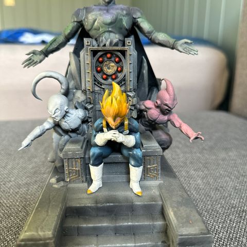 Dragon ball statue