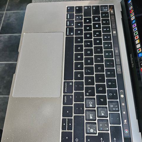 MacBook Pro 13"