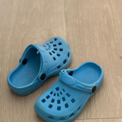 Crocs