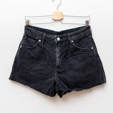 Jeans Shorts / Denim shorts fra H&M (str. 38)