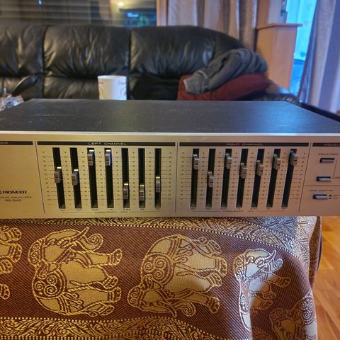 Pioner sg-540 equalizer