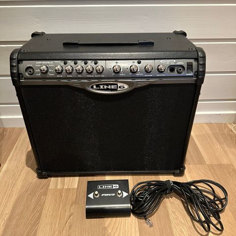 Line 6 Spider 2 gitarforsterker / amp selges