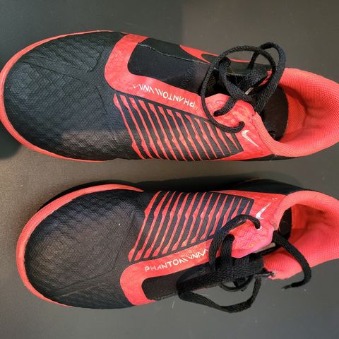 Nike fotballsko str 32