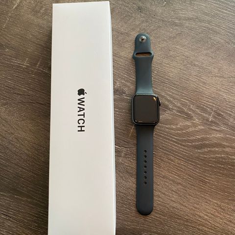 Apple Watch SE GPS aluminium 44mm