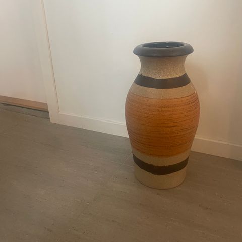 Stor dekorativ vintage vase