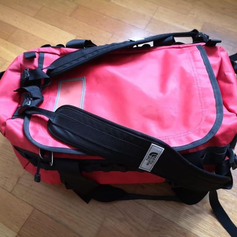 Duffelbag fra The North Face (ca 45l)