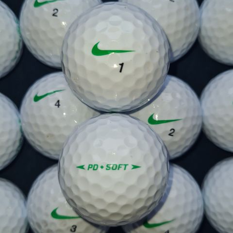 45 Nike PD Soft golfballer