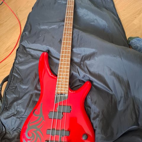 Ibanez SDGR 4 strengers bassgitar