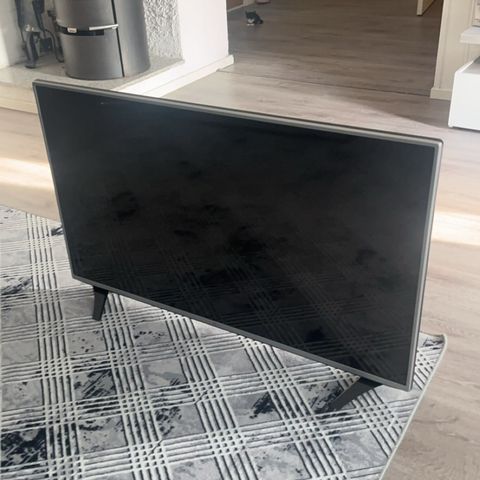 LG tv 49 tommer til salg