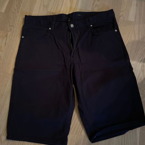 Blå shorts