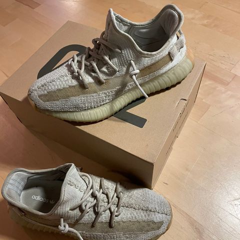 YEEZY 350