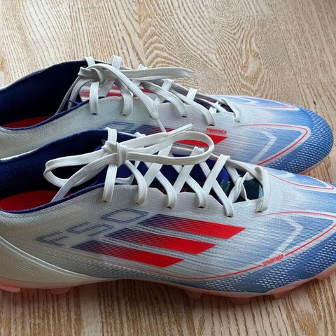 Adidas F50 PRO MG fotballsko str UK 9, F 43 1/3