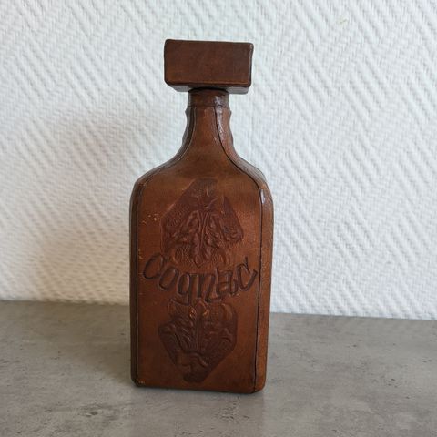 Vintage Konjakk/Cognac Flaske  naturlig skinn