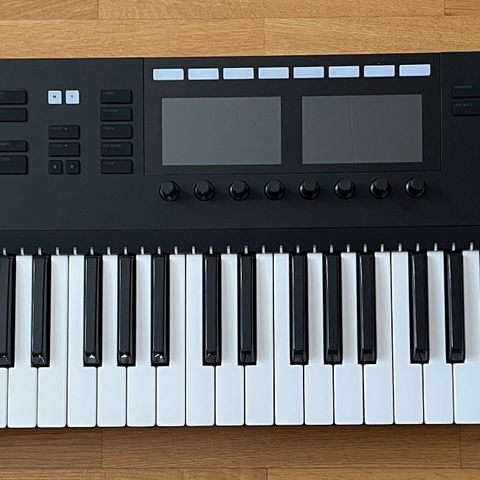 Native Instruments Kontrol S61 MK2