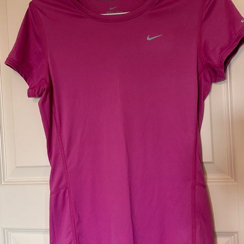 Nike dri-fit t-shirt