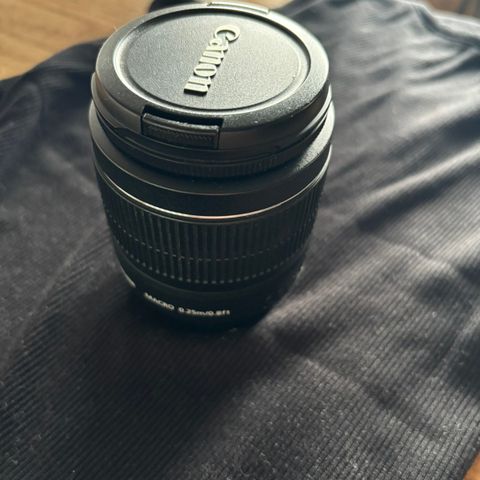 canon efs 18-55mm macro 0.25m/0.8ft