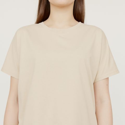 beige t-skjorte oversize