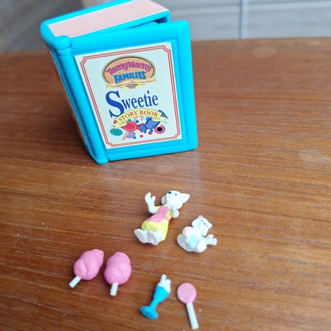 Teeny Weeny sweetie shop story book